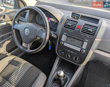 Серый Фольксваген Гольф, объемом двигателя 1.6 л и пробегом 244 тыс. км за 5950 $, фото 41 на Automoto.ua