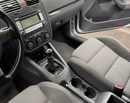 Серый Фольксваген Гольф, объемом двигателя 1.9 л и пробегом 298 тыс. км за 5600 $, фото 25 на Automoto.ua