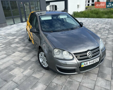 Сірий Фольксваген Гольф, об'ємом двигуна 1.97 л та пробігом 430 тис. км за 7200 $, фото 5 на Automoto.ua