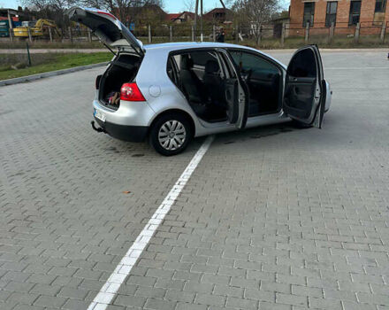 Серый Фольксваген Гольф, объемом двигателя 1.6 л и пробегом 220 тыс. км за 6350 $, фото 36 на Automoto.ua