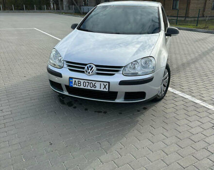 Серый Фольксваген Гольф, объемом двигателя 1.6 л и пробегом 220 тыс. км за 6350 $, фото 2 на Automoto.ua