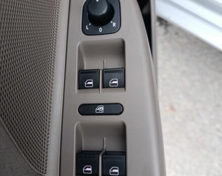 Серый Фольксваген Гольф, объемом двигателя 1.4 л и пробегом 231 тыс. км за 5950 $, фото 8 на Automoto.ua