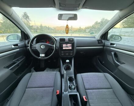 Серый Фольксваген Гольф, объемом двигателя 1.4 л и пробегом 175 тыс. км за 5700 $, фото 14 на Automoto.ua