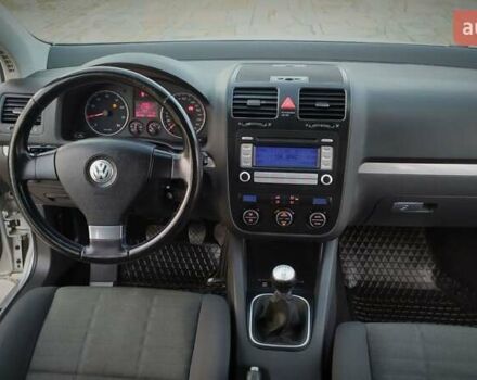 Серый Фольксваген Гольф, объемом двигателя 0 л и пробегом 200 тыс. км за 7100 $, фото 112 на Automoto.ua