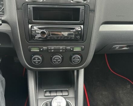 Сірий Фольксваген Гольф, об'ємом двигуна 1.4 л та пробігом 223 тис. км за 6550 $, фото 3 на Automoto.ua