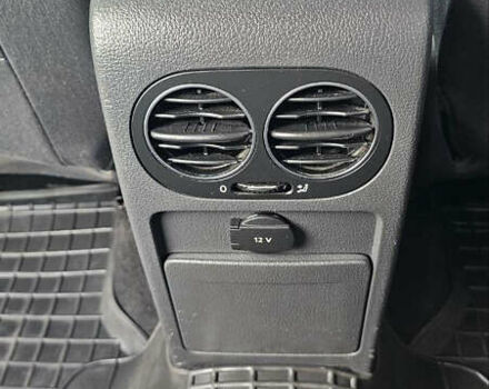 Серый Фольксваген Гольф, объемом двигателя 1.39 л и пробегом 270 тыс. км за 6000 $, фото 24 на Automoto.ua