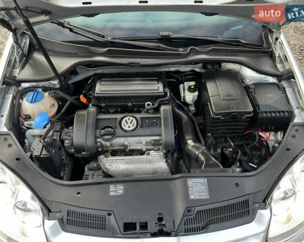 Серый Фольксваген Гольф, объемом двигателя 1.4 л и пробегом 189 тыс. км за 5800 $, фото 37 на Automoto.ua