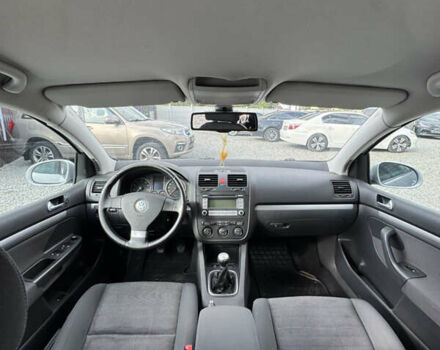 Серый Фольксваген Гольф, объемом двигателя 1.39 л и пробегом 236 тыс. км за 5999 $, фото 7 на Automoto.ua