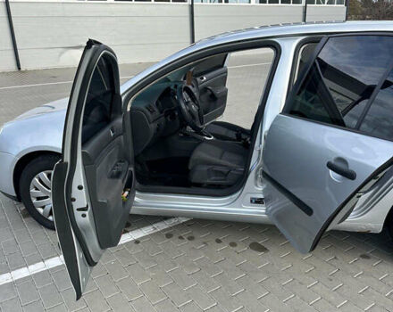 Серый Фольксваген Гольф, объемом двигателя 1.6 л и пробегом 220 тыс. км за 6350 $, фото 27 на Automoto.ua