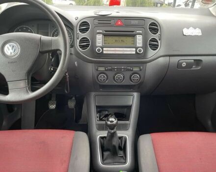 Сірий Фольксваген Гольф, об'ємом двигуна 1.6 л та пробігом 240 тис. км за 6100 $, фото 1 на Automoto.ua