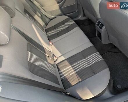 Серый Фольксваген Гольф, объемом двигателя 1.6 л и пробегом 244 тыс. км за 5950 $, фото 34 на Automoto.ua