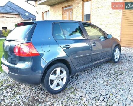 Серый Фольксваген Гольф, объемом двигателя 1.4 л и пробегом 221 тыс. км за 5600 $, фото 4 на Automoto.ua