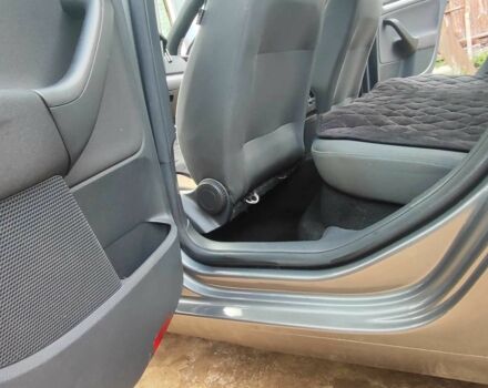 Серый Фольксваген Гольф, объемом двигателя 1.6 л и пробегом 218 тыс. км за 6400 $, фото 15 на Automoto.ua