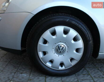 Серый Фольксваген Гольф, объемом двигателя 1.6 л и пробегом 195 тыс. км за 5990 $, фото 81 на Automoto.ua