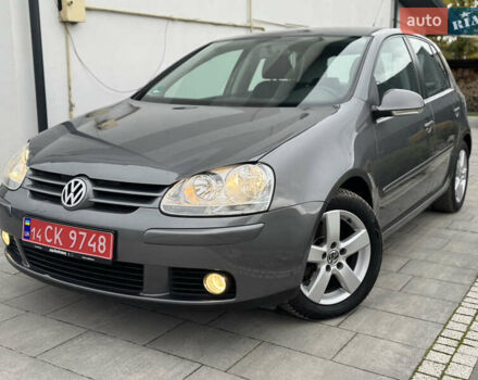 Сірий Фольксваген Гольф, об'ємом двигуна 1.6 л та пробігом 229 тис. км за 4750 $, фото 3 на Automoto.ua