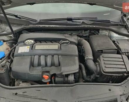 Серый Фольксваген Гольф, объемом двигателя 1.6 л и пробегом 203 тыс. км за 5500 $, фото 11 на Automoto.ua