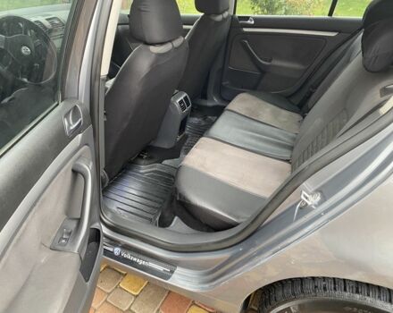 Сірий Фольксваген Гольф, об'ємом двигуна 1.4 л та пробігом 270 тис. км за 4100 $, фото 14 на Automoto.ua