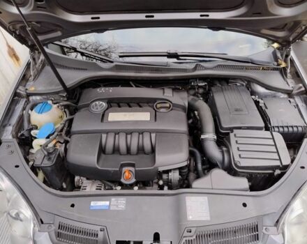 Серый Фольксваген Гольф, объемом двигателя 1.6 л и пробегом 233 тыс. км за 5999 $, фото 6 на Automoto.ua