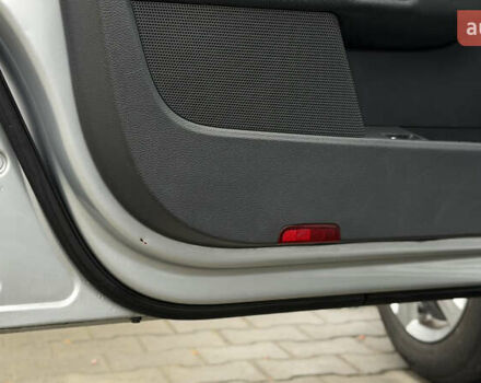 Серый Фольксваген Гольф, объемом двигателя 1.4 л и пробегом 239 тыс. км за 5150 $, фото 34 на Automoto.ua