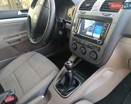 Сірий Фольксваген Гольф, об'ємом двигуна 1.4 л та пробігом 230 тис. км за 5700 $, фото 6 на Automoto.ua