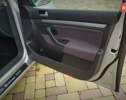 Сірий Фольксваген Гольф, об'ємом двигуна 1.6 л та пробігом 200 тис. км за 6950 $, фото 123 на Automoto.ua