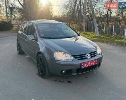 Серый Фольксваген Гольф, объемом двигателя 1.6 л и пробегом 211 тыс. км за 6149 $, фото 5 на Automoto.ua