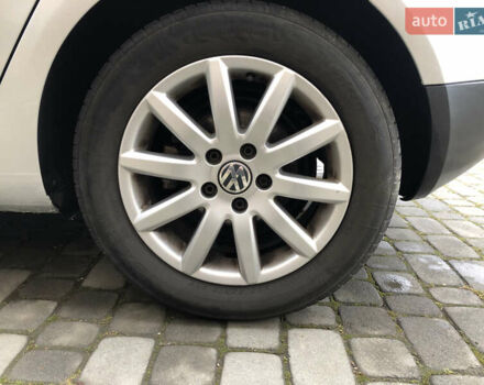 Сірий Фольксваген Гольф, об'ємом двигуна 1.6 л та пробігом 256 тис. км за 5999 $, фото 25 на Automoto.ua