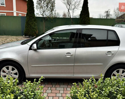 Серый Фольксваген Гольф, объемом двигателя 1.6 л и пробегом 178 тыс. км за 6556 $, фото 2 на Automoto.ua