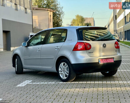 Сірий Фольксваген Гольф, об'ємом двигуна 1.4 л та пробігом 185 тис. км за 6450 $, фото 16 на Automoto.ua