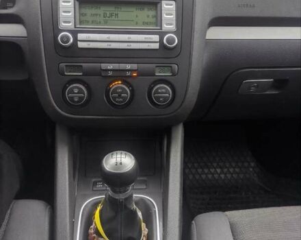 Сірий Фольксваген Гольф, об'ємом двигуна 1.4 л та пробігом 235 тис. км за 5900 $, фото 9 на Automoto.ua