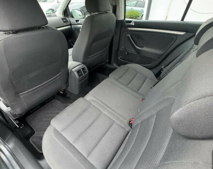 Сірий Фольксваген Гольф, об'ємом двигуна 1.6 л та пробігом 229 тис. км за 4750 $, фото 22 на Automoto.ua