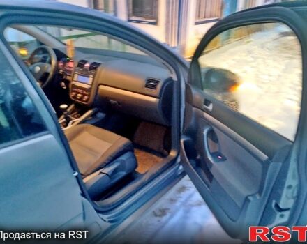 Серый Фольксваген Гольф, объемом двигателя 1.4 л и пробегом 215 тыс. км за 6150 $, фото 5 на Automoto.ua