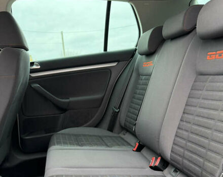 Серый Фольксваген Гольф, объемом двигателя 1.6 л и пробегом 212 тыс. км за 6450 $, фото 28 на Automoto.ua