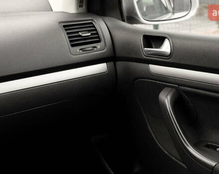 Серый Фольксваген Гольф, объемом двигателя 1.4 л и пробегом 239 тыс. км за 5150 $, фото 21 на Automoto.ua