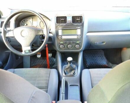 Серый Фольксваген Гольф, объемом двигателя 1.4 л и пробегом 221 тыс. км за 5600 $, фото 32 на Automoto.ua