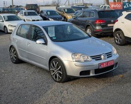 Серый Фольксваген Гольф, объемом двигателя 1.6 л и пробегом 244 тыс. км за 5950 $, фото 9 на Automoto.ua