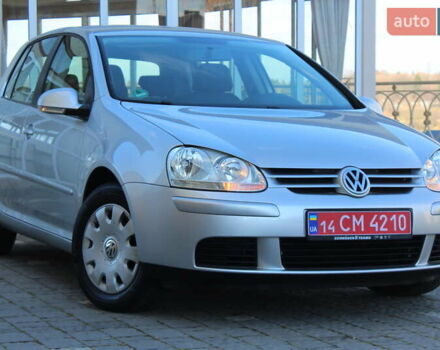 Серый Фольксваген Гольф, объемом двигателя 1.6 л и пробегом 195 тыс. км за 5890 $, фото 7 на Automoto.ua