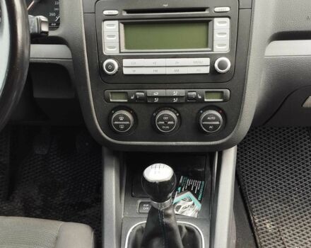 Серый Фольксваген Гольф, объемом двигателя 1.6 л и пробегом 249 тыс. км за 6200 $, фото 8 на Automoto.ua