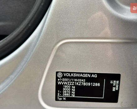 Серый Фольксваген Гольф, объемом двигателя 1.6 л и пробегом 178 тыс. км за 6556 $, фото 78 на Automoto.ua