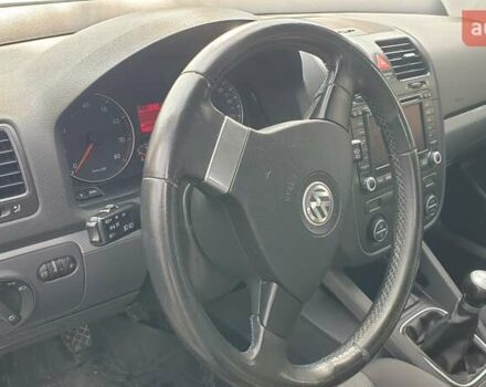 Серый Фольксваген Гольф, объемом двигателя 1.6 л и пробегом 191 тыс. км за 5750 $, фото 13 на Automoto.ua