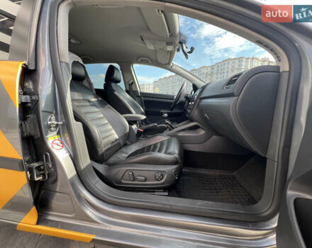 Сірий Фольксваген Гольф, об'ємом двигуна 1.97 л та пробігом 430 тис. км за 7200 $, фото 9 на Automoto.ua