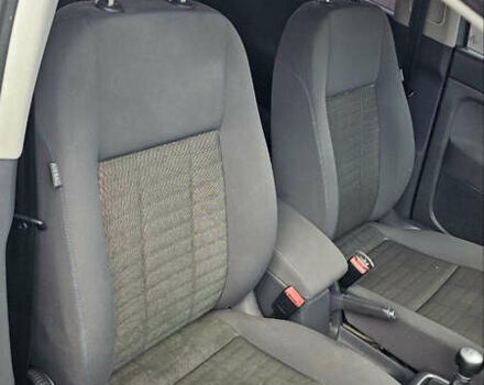 Серый Фольксваген Гольф, объемом двигателя 1.39 л и пробегом 270 тыс. км за 6000 $, фото 20 на Automoto.ua