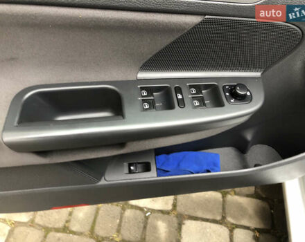 Сірий Фольксваген Гольф, об'ємом двигуна 1.6 л та пробігом 256 тис. км за 5999 $, фото 19 на Automoto.ua