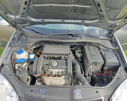 Сірий Фольксваген Гольф, об'ємом двигуна 1.4 л та пробігом 202 тис. км за 5500 $, фото 7 на Automoto.ua