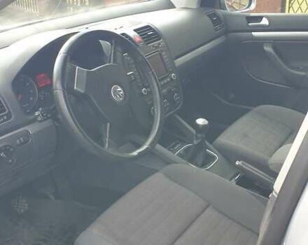 Серый Фольксваген Гольф, объемом двигателя 1.6 л и пробегом 191 тыс. км за 5750 $, фото 11 на Automoto.ua