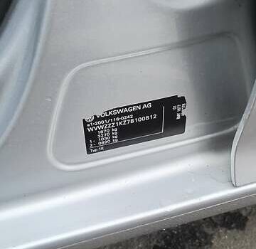 Сірий Фольксваген Гольф, об'ємом двигуна 1.39 л та пробігом 252 тис. км за 6000 $, фото 11 на Automoto.ua