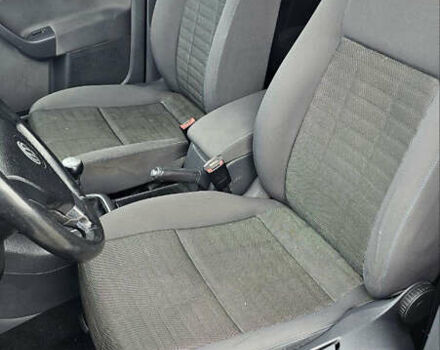 Серый Фольксваген Гольф, объемом двигателя 1.39 л и пробегом 270 тыс. км за 6000 $, фото 11 на Automoto.ua