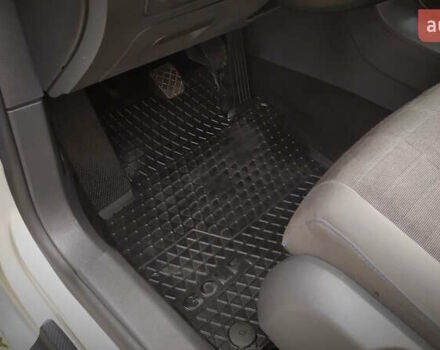 Сірий Фольксваген Гольф, об'ємом двигуна 1.6 л та пробігом 200 тис. км за 6950 $, фото 167 на Automoto.ua