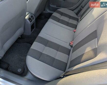 Серый Фольксваген Гольф, объемом двигателя 1.6 л и пробегом 244 тыс. км за 5950 $, фото 31 на Automoto.ua