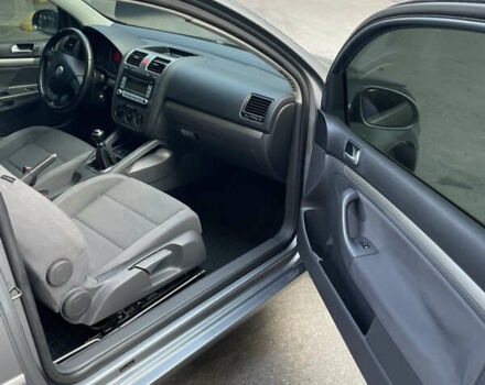 Фольксваген Гольф 2007 у Вінниці на Automoto.ua Сірий Фольксваген Гольф, об'ємом двигуна 1.6 л та пробігом 148 тис. км за 4999 $, фото 12 на Automoto.ua